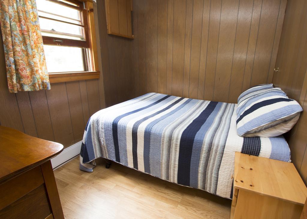 The Pines Cottage Resort Oxtongue Lake Esterno foto