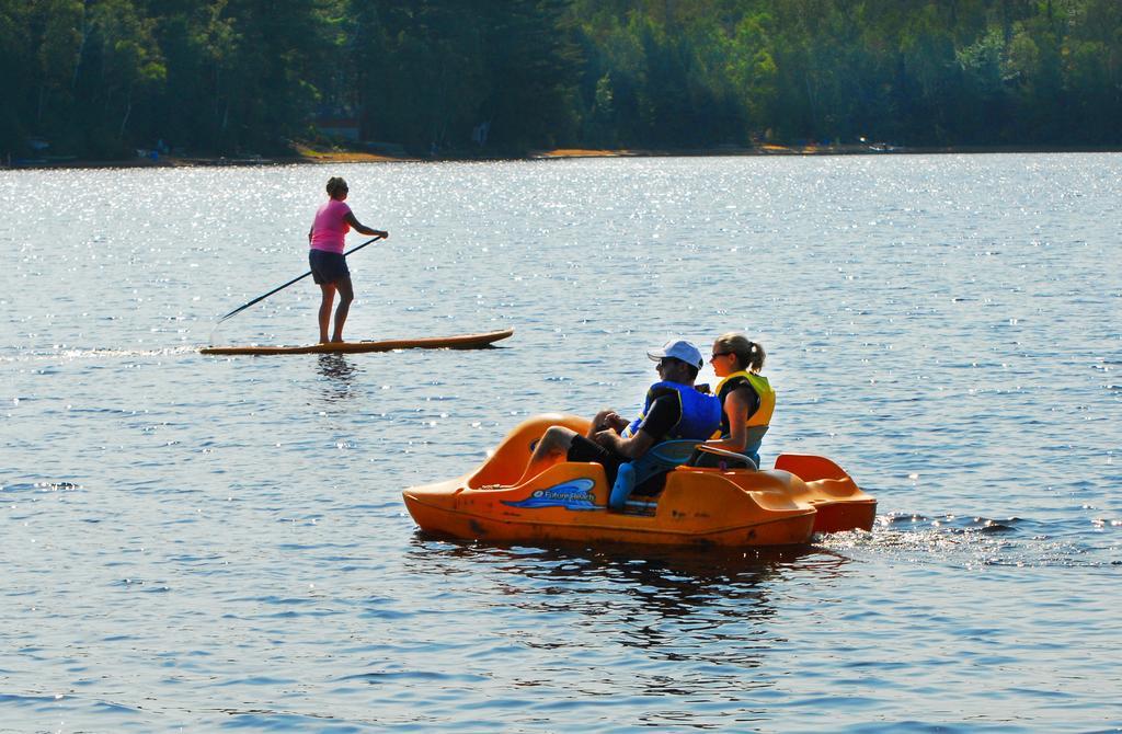 The Pines Cottage Resort Oxtongue Lake Esterno foto