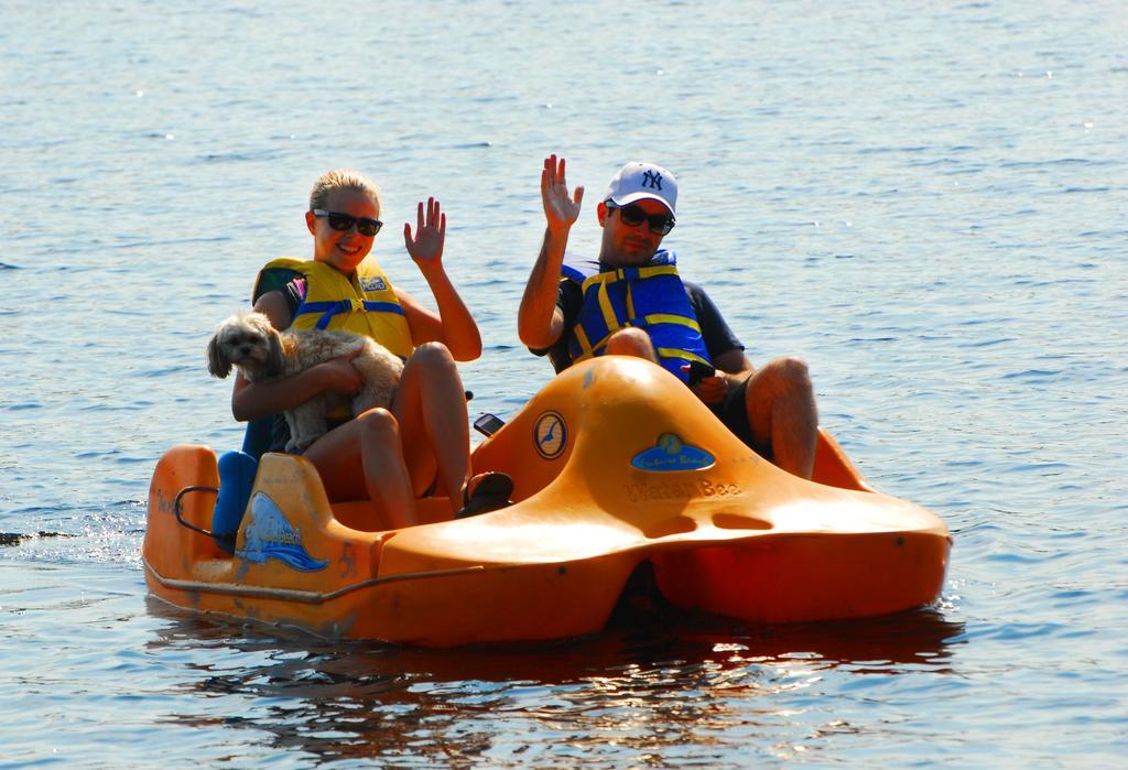 The Pines Cottage Resort Oxtongue Lake Esterno foto